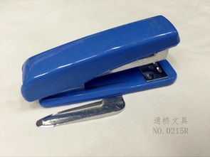 小利器鑄就大夢想 從義烏訂書機看“通橋文具”的中國夢征途